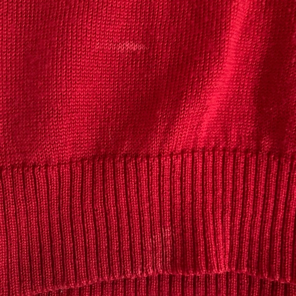 Red 100% acrylic sweater with tan collar and clasps. - Picture 4 of 4